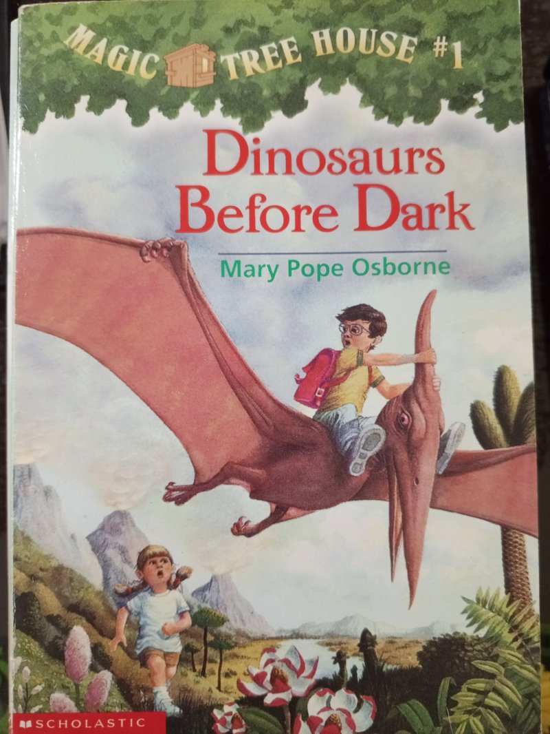 DINOSAURS BEFORE DARK