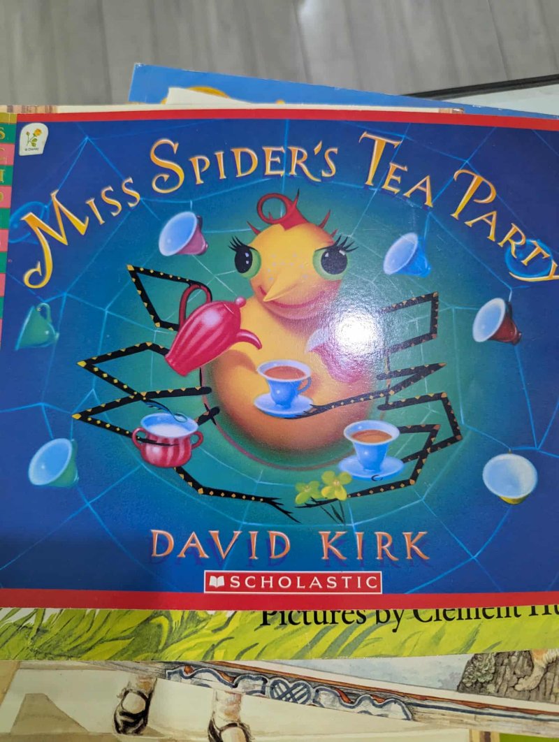 Miss Spider's Tea Party