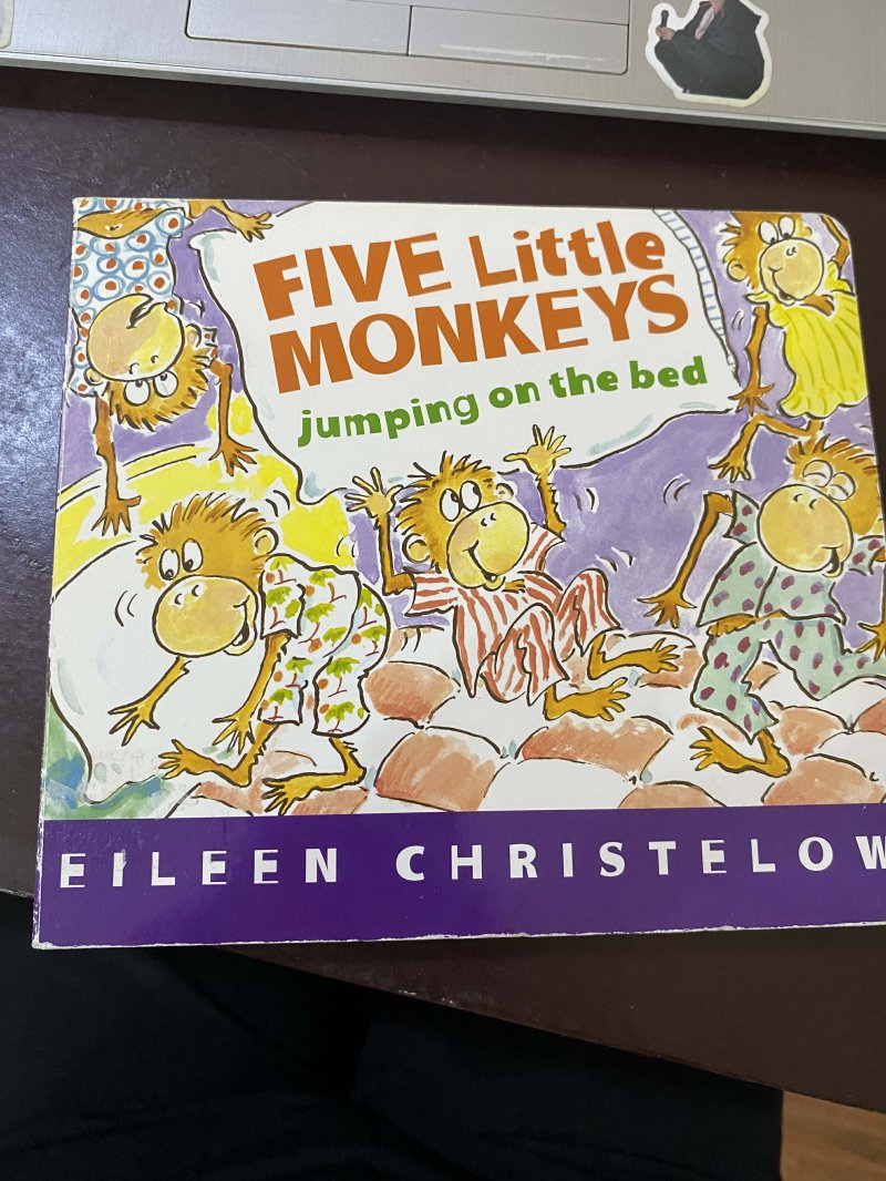 Five Little Monkeys Jumping on the Bed