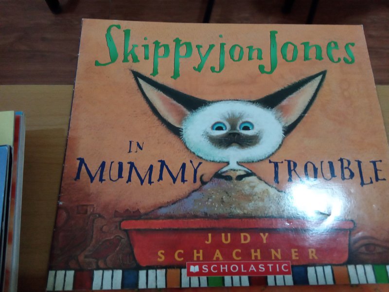 Skippyjon Jones in Mummy Trouble