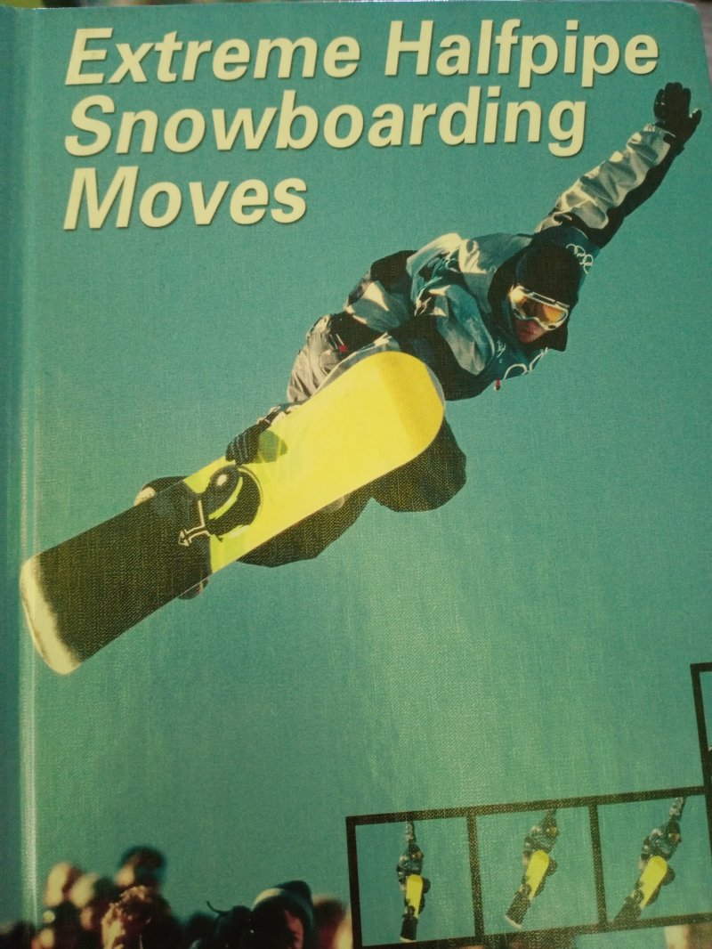 Extreme Halfpipe Snowboarding Moves