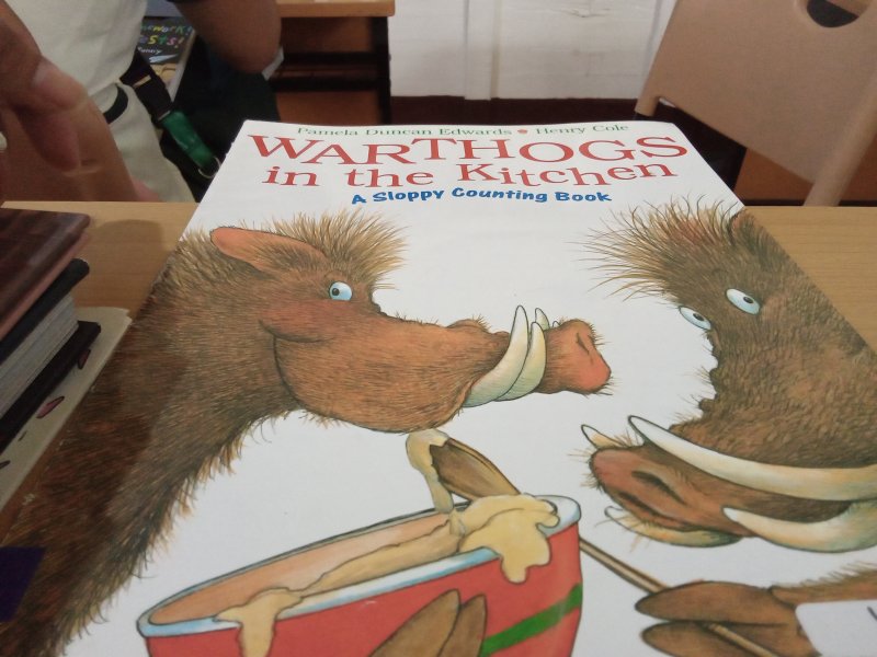 WARTHOGS in the Kitchen A Sloppy Counting Book