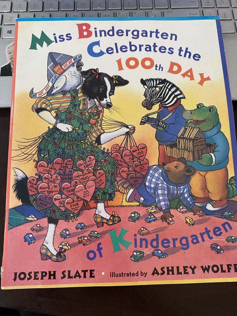 Miss Bindergarten Celebrates the 100th Day